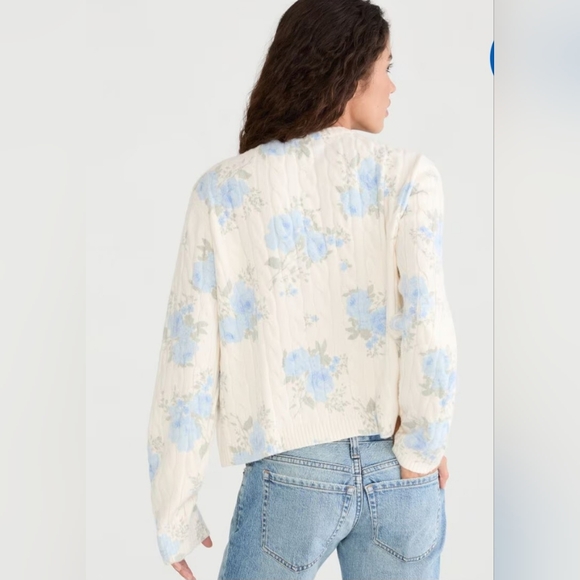 Brand New Blue Floral Cable Knit Crew Sweater - Picture 4 of 4